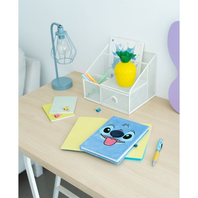 Cahier premium Disney Stitch + projector pen, vue 5