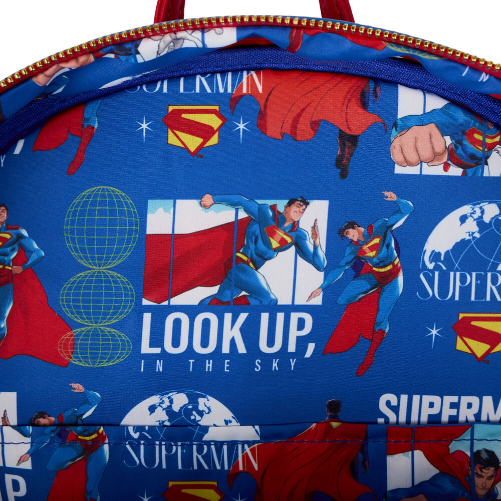 Sac à dos Loungefly DC Comics Superman 43 cm, vue 3