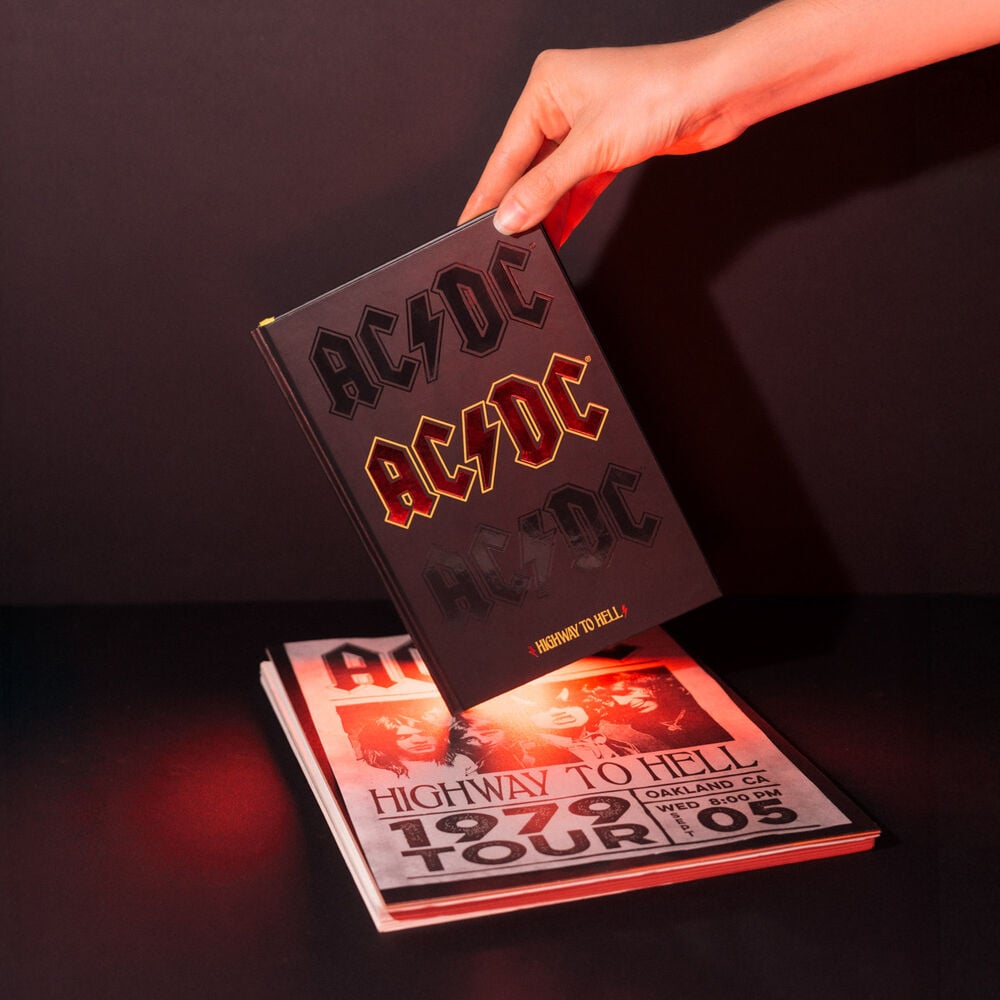 Cahier premium AC/DC, vue 3