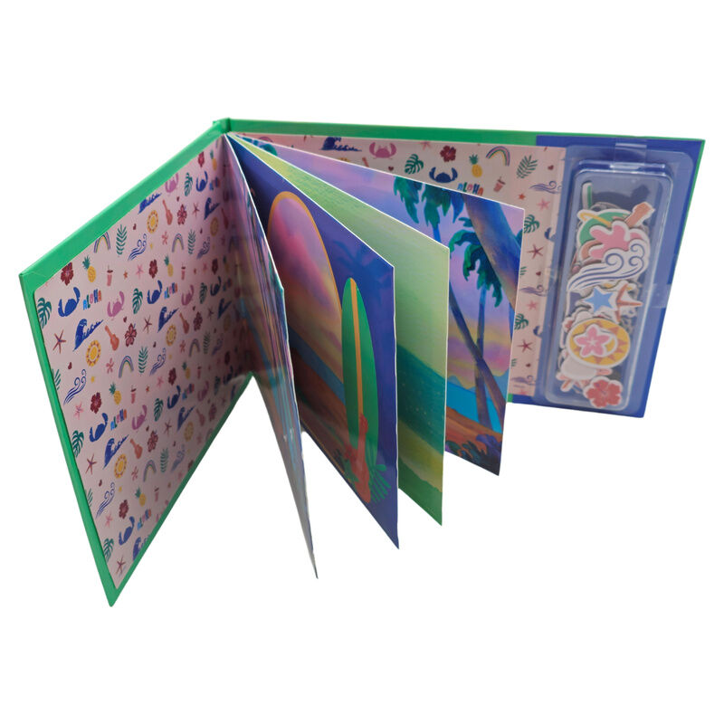 Set de papeterie Disney Stitch Magnetic book + sticker, vue 2