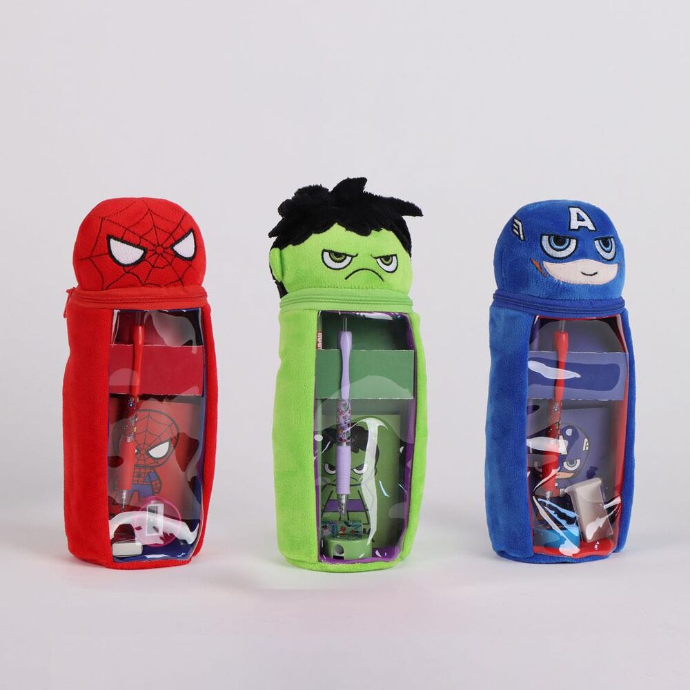 Trousse Marvel Avengers assorti peluche, vue 4