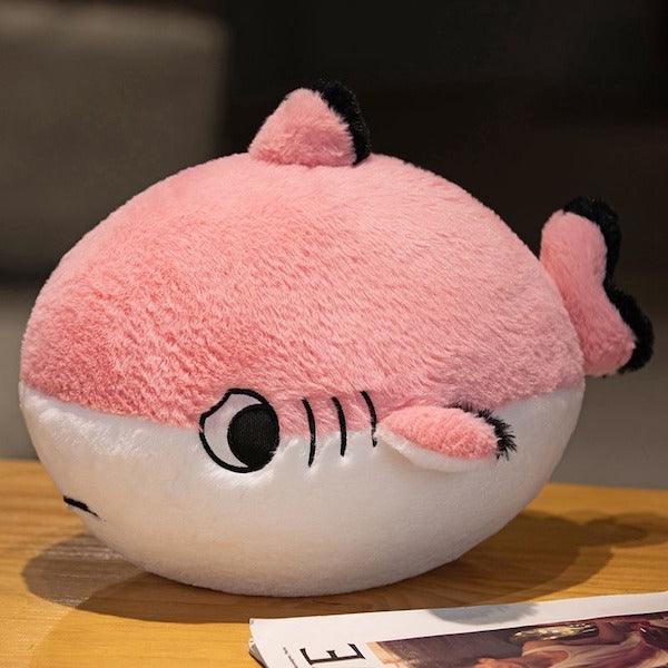 peluche requin méchant